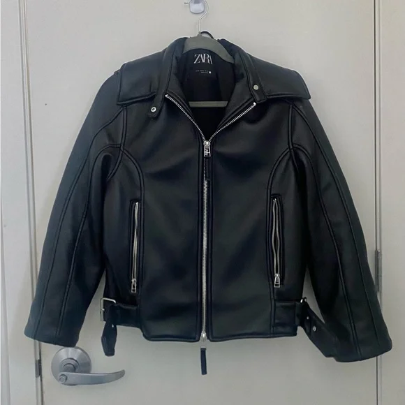 ジャケット・アウター ZARA LEATHER EFFECT HOODED JACKET SIZE S HOODIE FAUX LEATHER JACKET - Black | ZARA United States